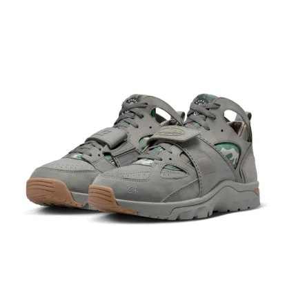 CRTZ X Nike Air Trainer Huarache Gully Grey - Image 2